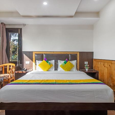 Itsy Hotels Avantika With Forest View Shimla Esterno foto