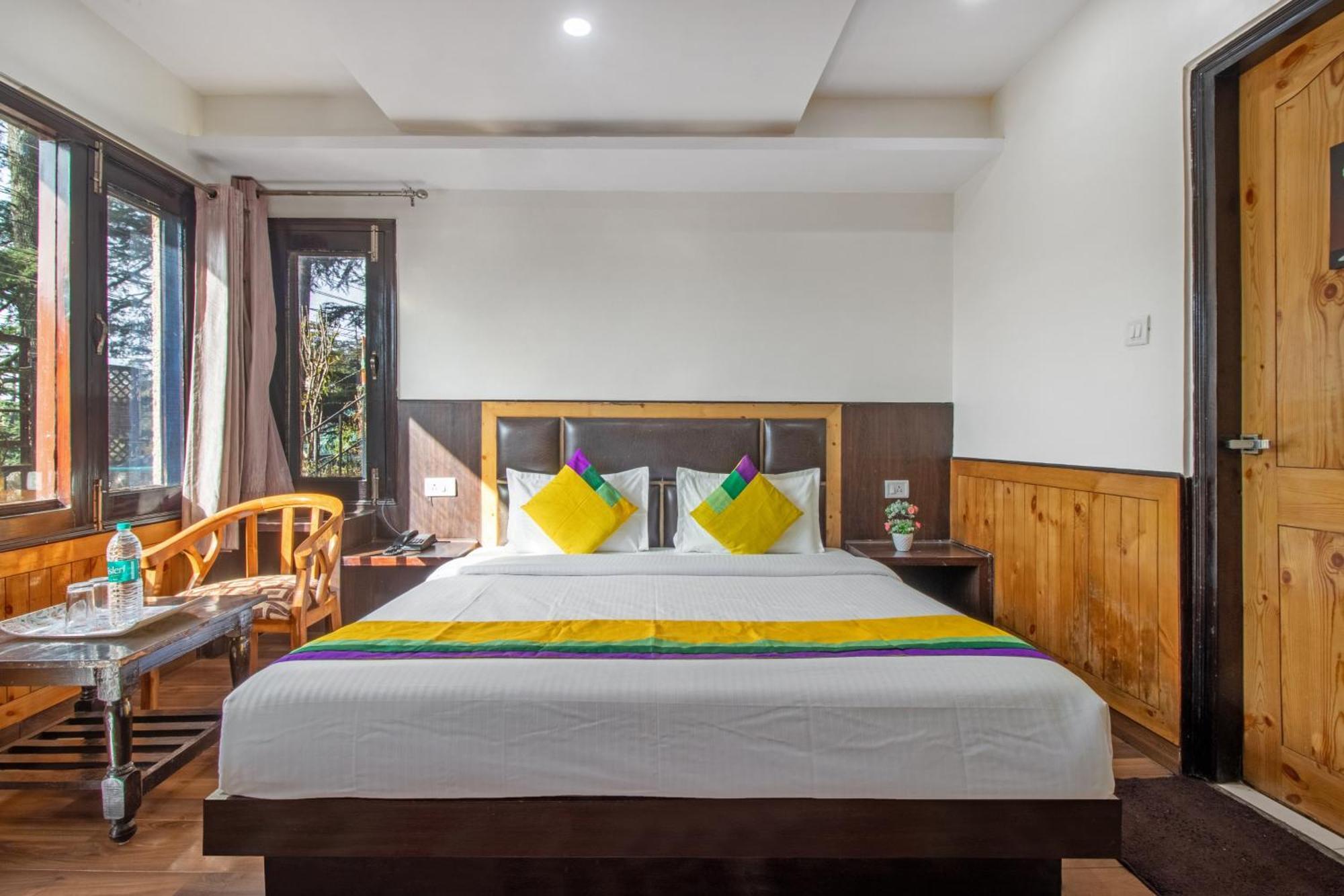 Itsy Hotels Avantika With Forest View Shimla Esterno foto