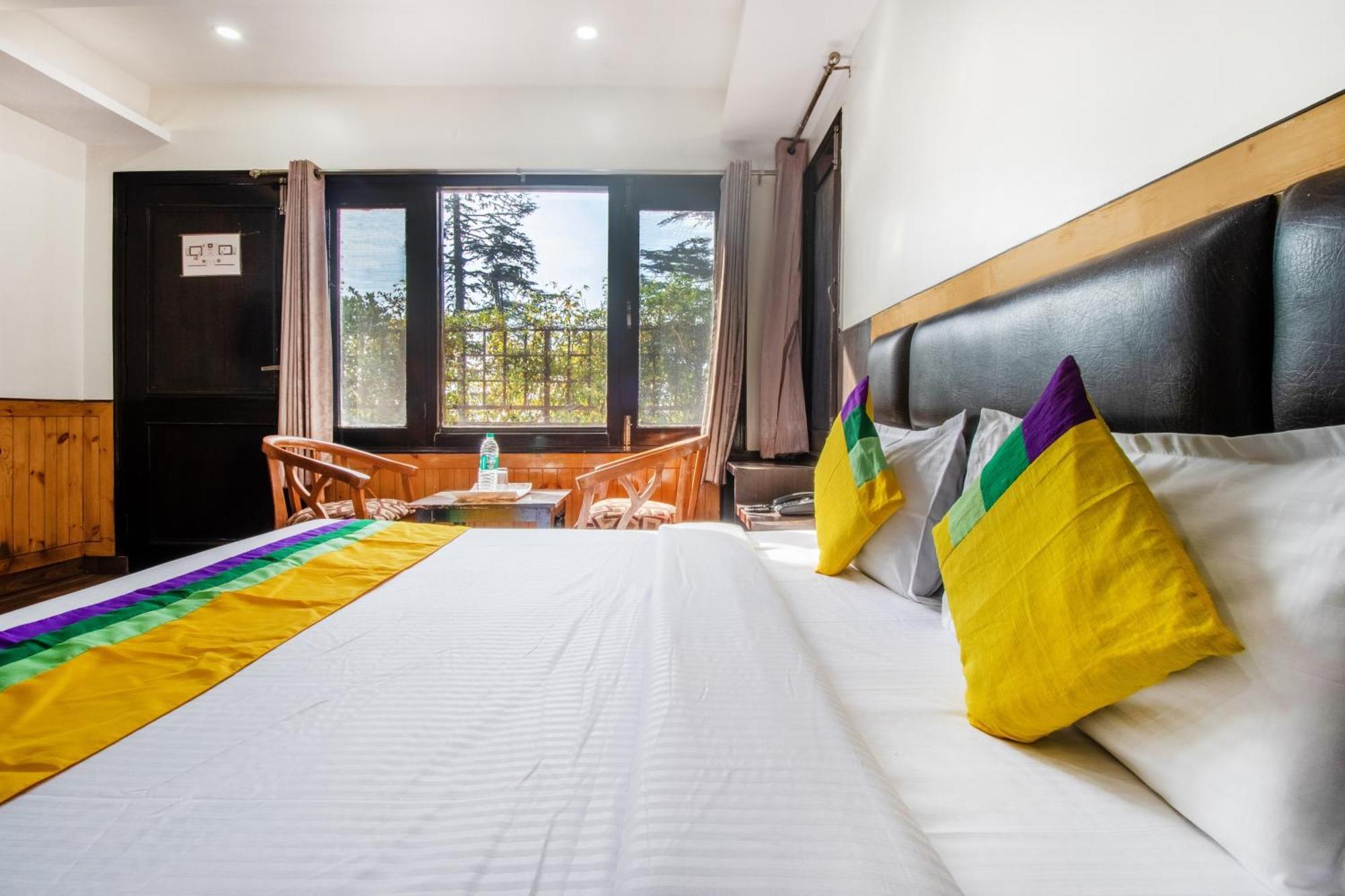 Itsy Hotels Avantika With Forest View Shimla Esterno foto