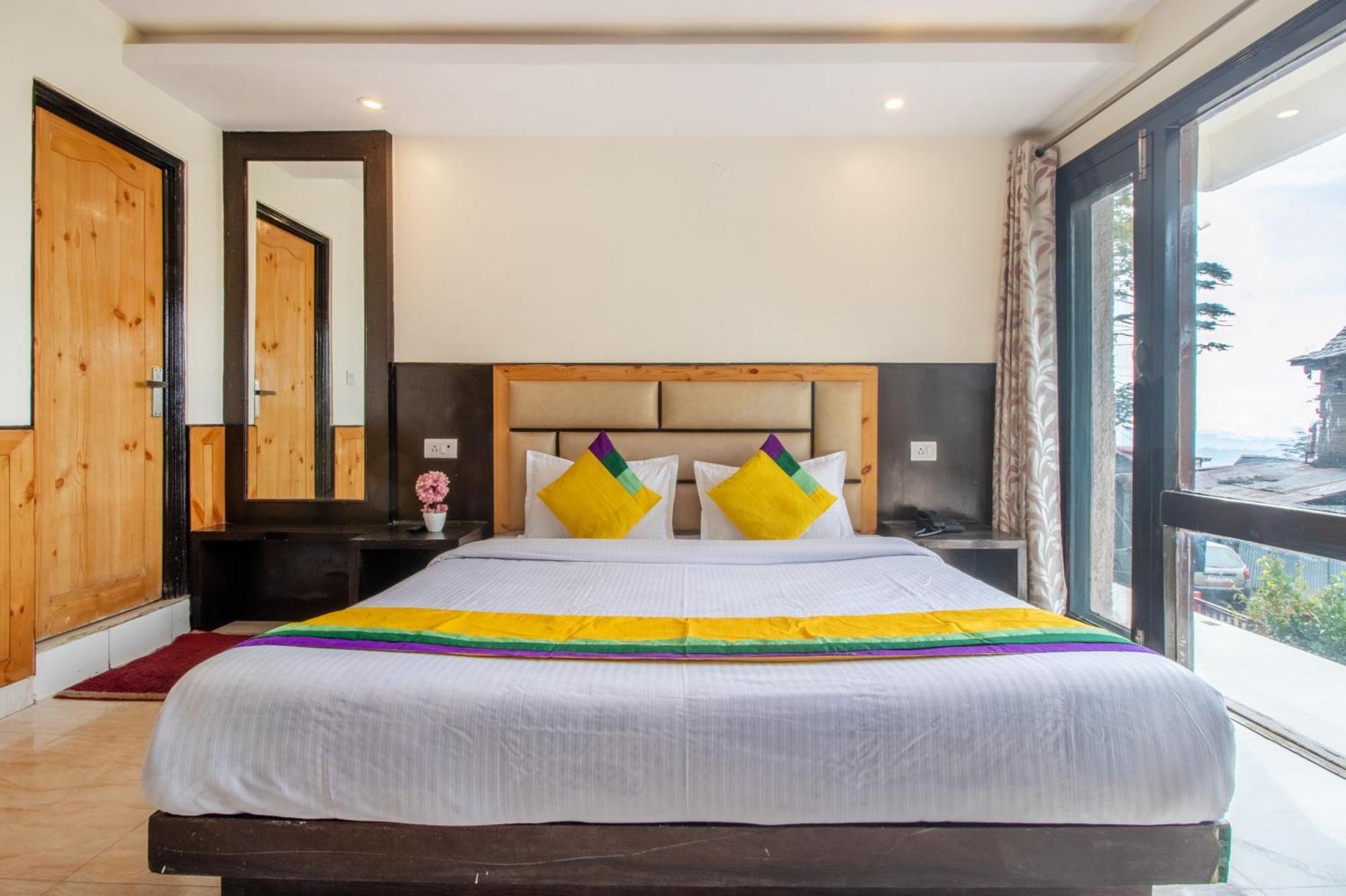 Itsy Hotels Avantika With Forest View Shimla Esterno foto