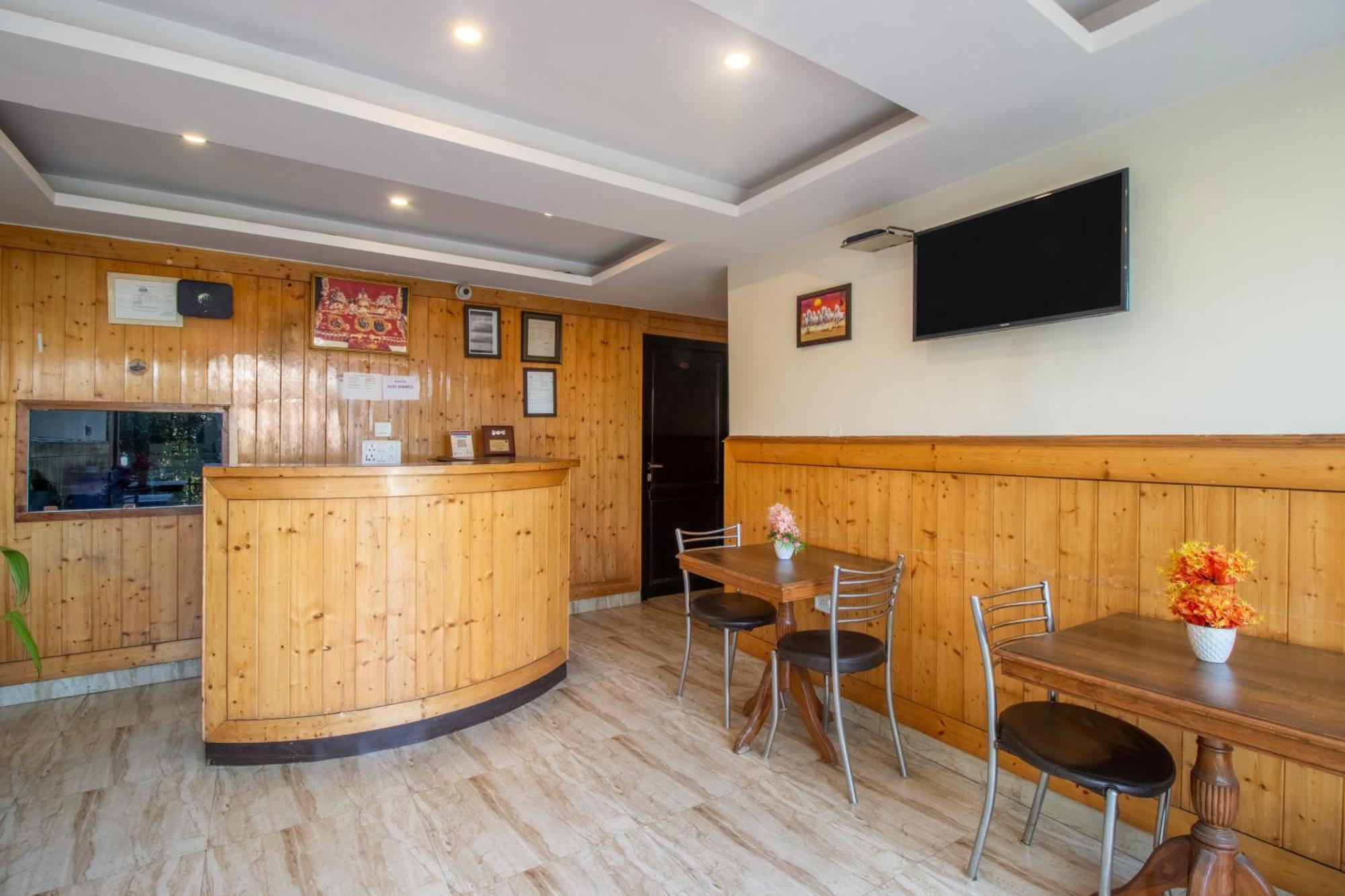 Itsy Hotels Avantika With Forest View Shimla Esterno foto